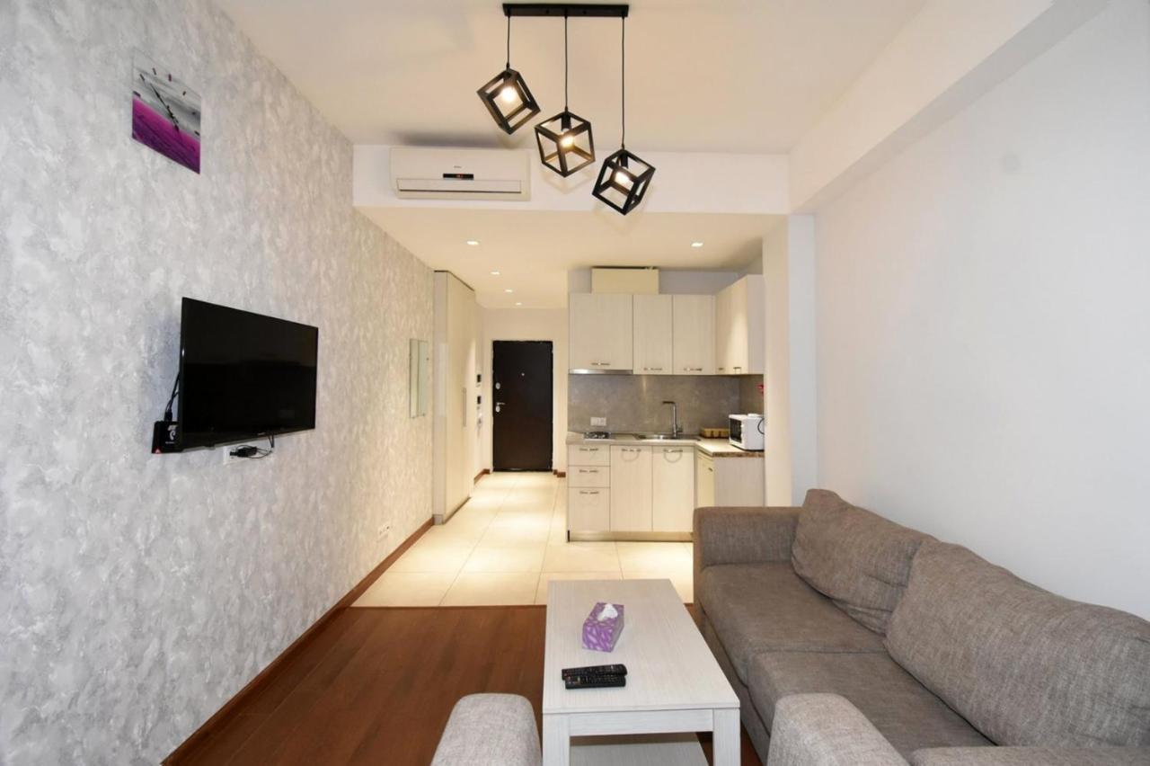 Deluxe Apartment In The City Center 2 Rooms Erivan Exterior foto