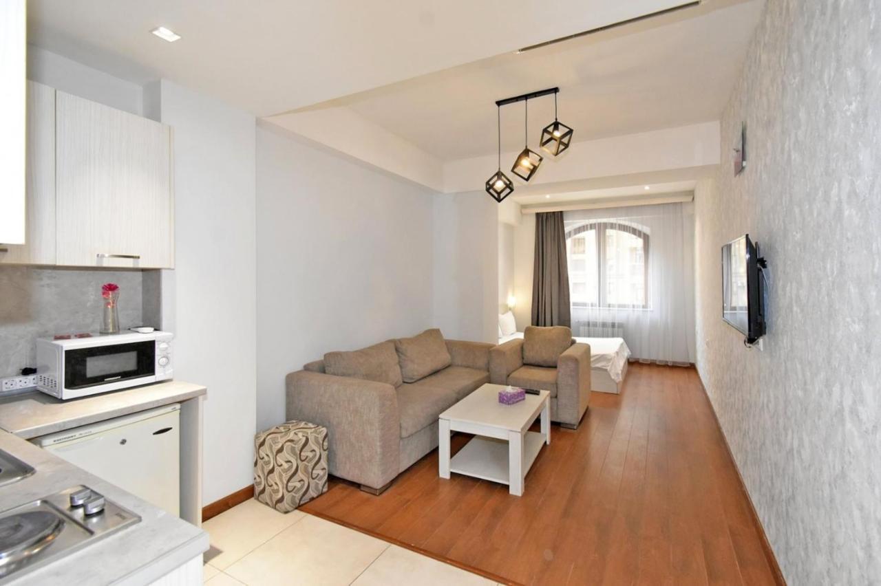 Deluxe Apartment In The City Center 2 Rooms Erivan Exterior foto
