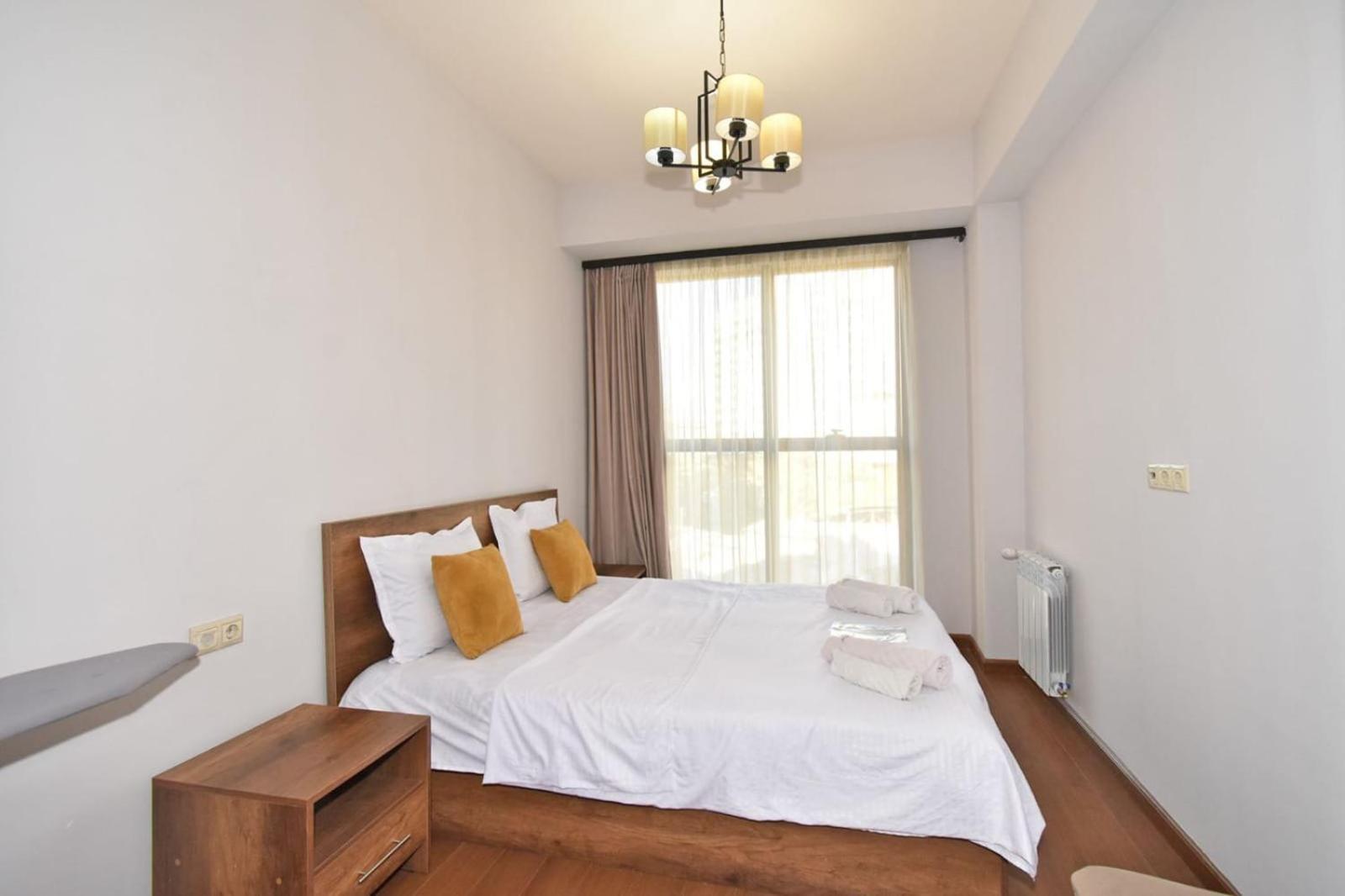 Deluxe Apartment In The City Center 2 Rooms Erivan Exterior foto